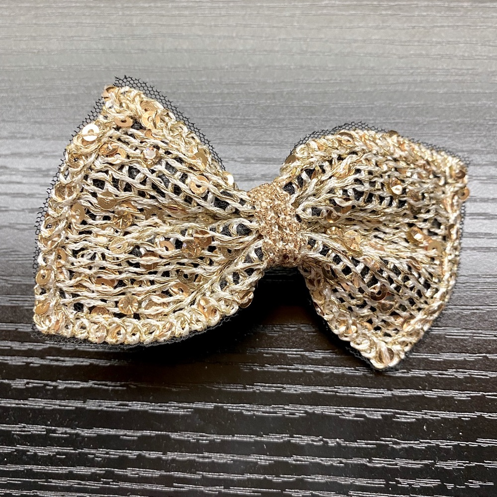 Hair pins